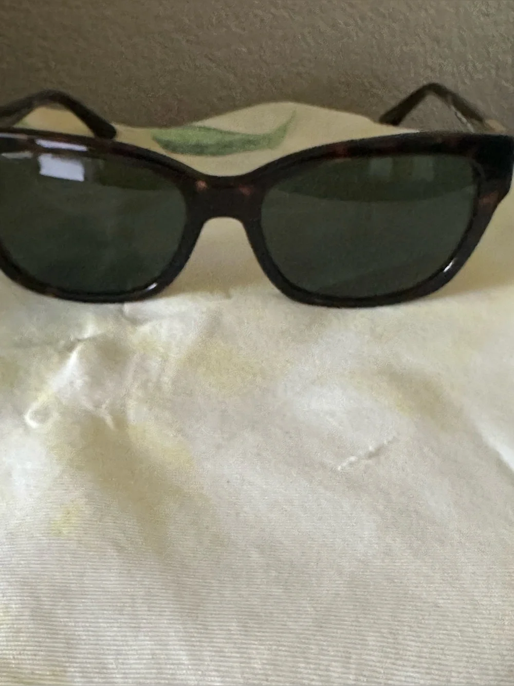 Ralph Lauren sleek cat